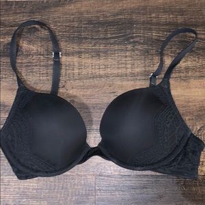 Black Victoria Secret Light Push Up Bra